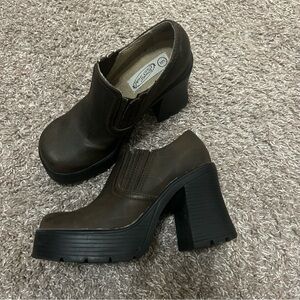 vintage lower east side clogs